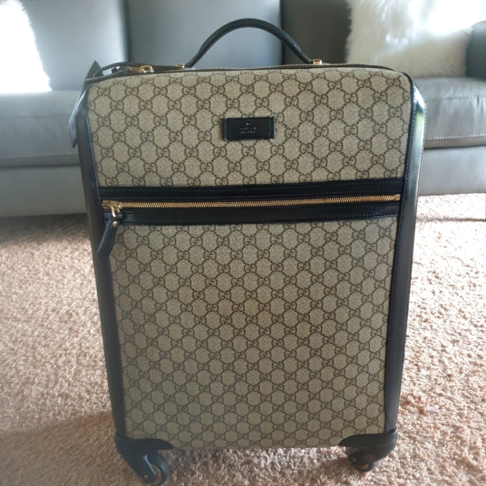 Authentic Gucci Luggage (Classic)